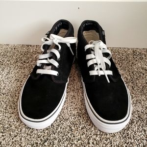 Vans chukka chelsea bootie